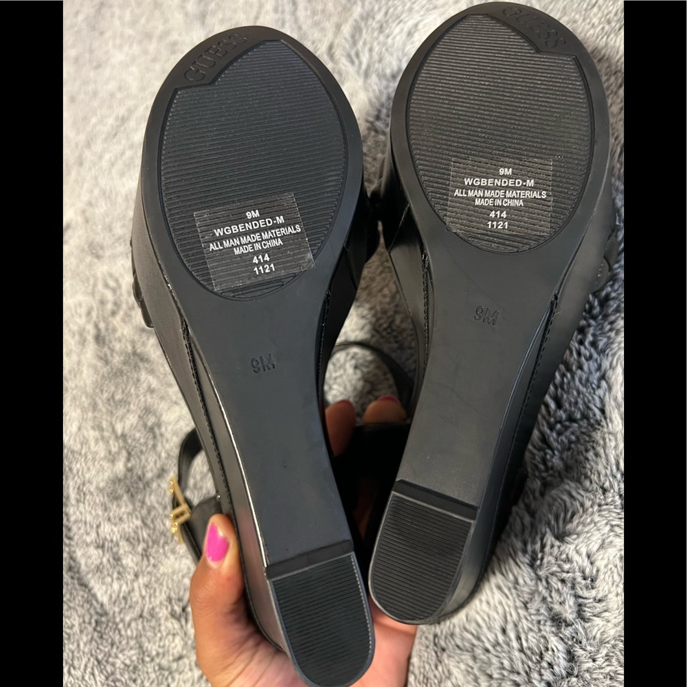 NWOT-Guess Wedges - Picture 10 of 14